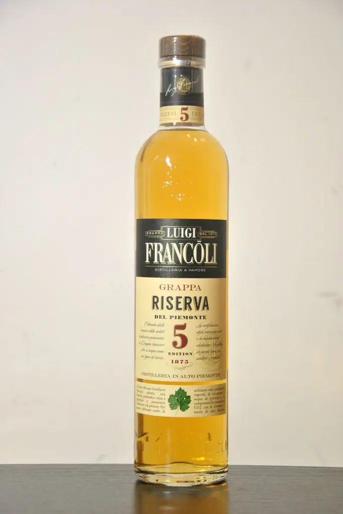 Grappa riserva 5 y